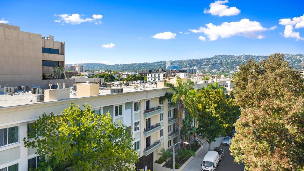 Beverly Hills 2 Bed 2 Bath Penthouse With Den And Parking 414 Лос-Анджелес Экстерьер фото